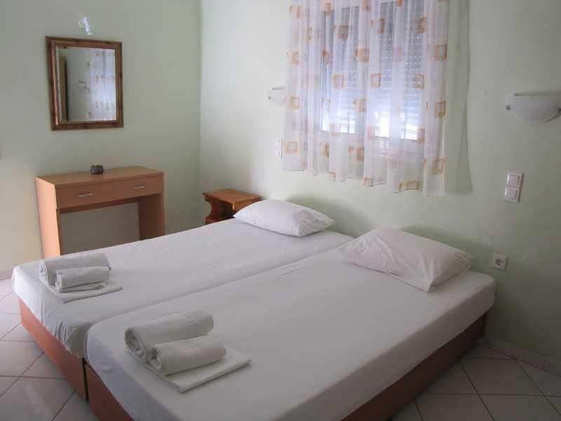 Narkissos Rooms Parga Exterior foto
